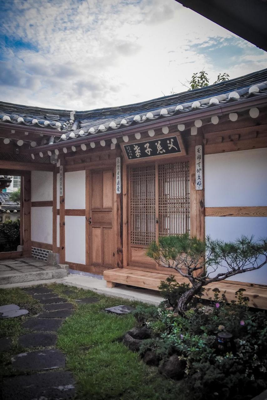 Cheong Yeon Jae Hanok Hotel Seoul Ngoại thất bức ảnh