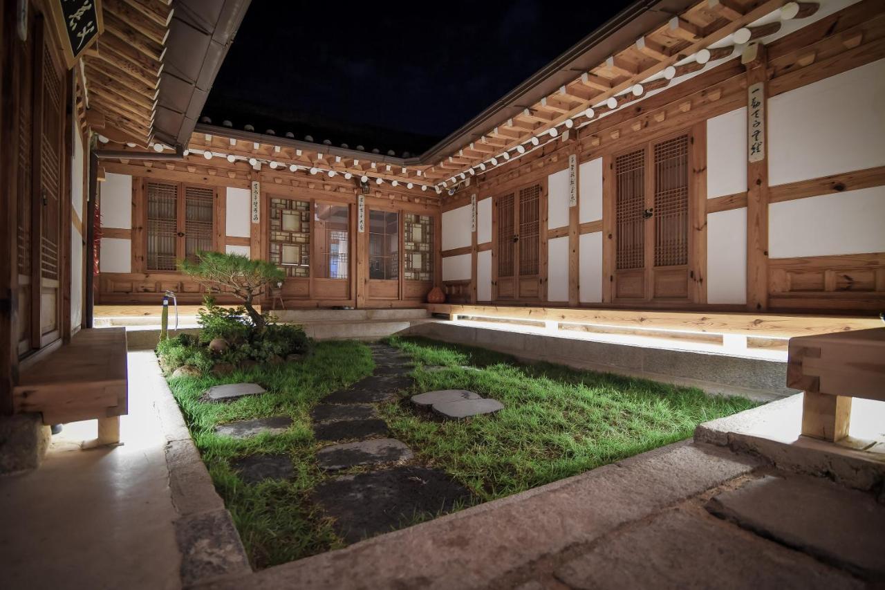 Cheong Yeon Jae Hanok Hotel Seoul Ngoại thất bức ảnh